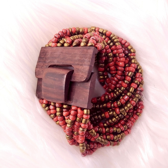 Bracelets - Picture 3 of 5